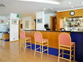Hotel Maggiora 3*
